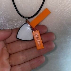 nwt folli follie white enamel adjustable necklace